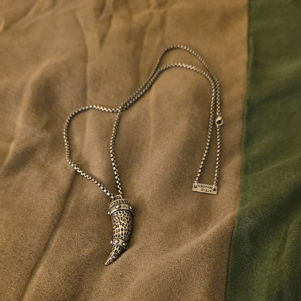 Steve Madden Silver Chain Necklace